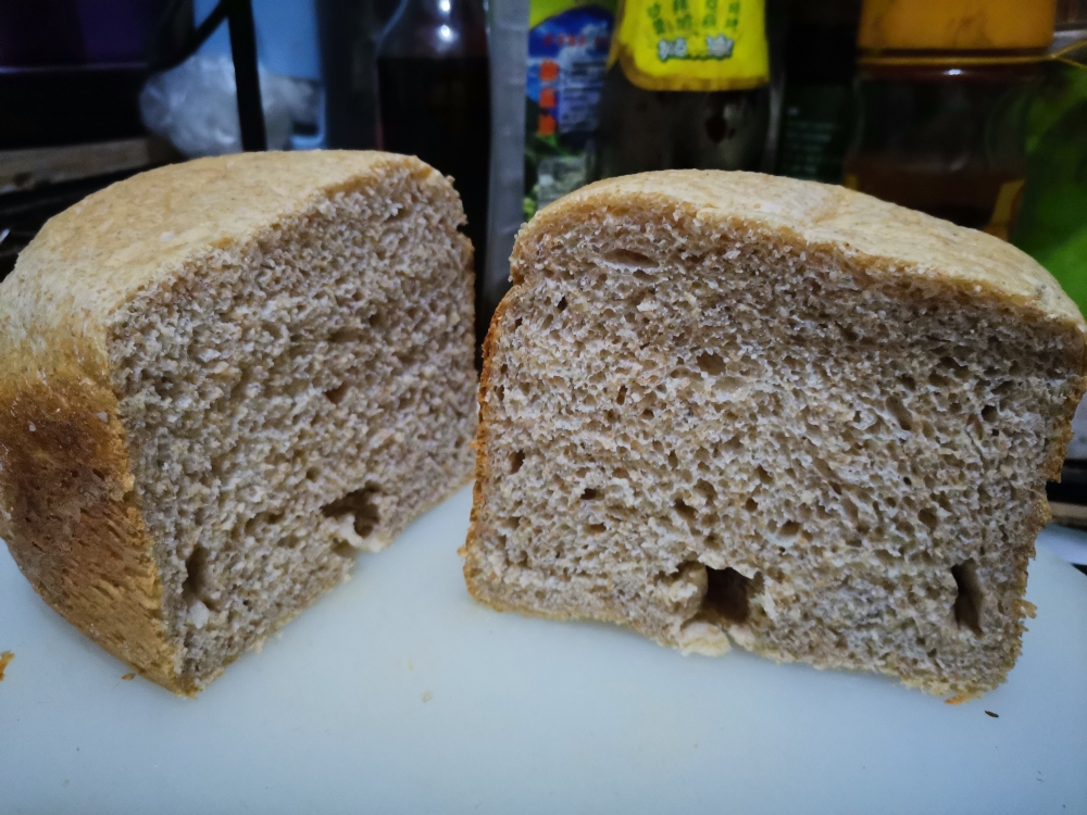东菱面包机做的全麦面包的做法