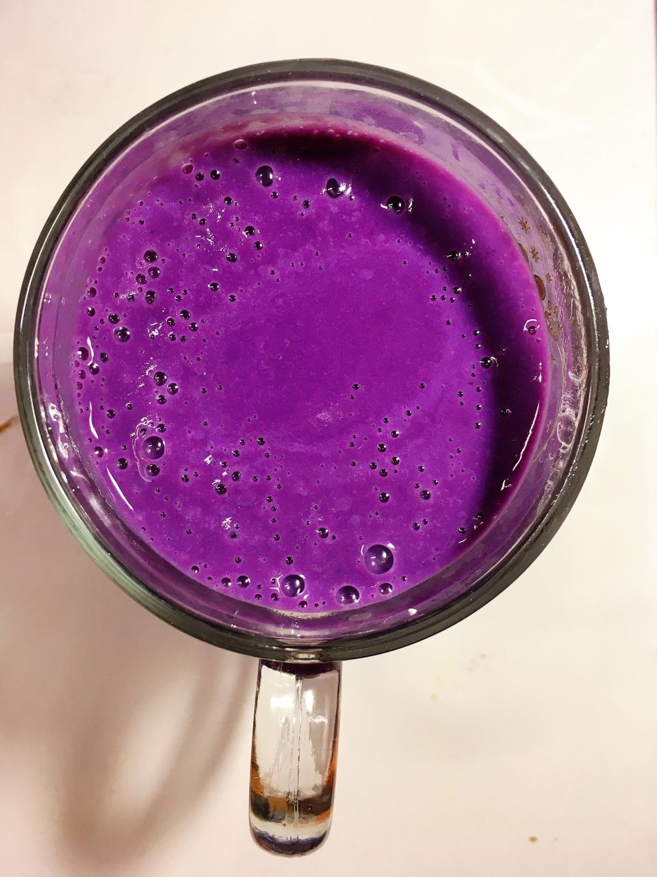 野迷鹤彩做的紫薯牛奶