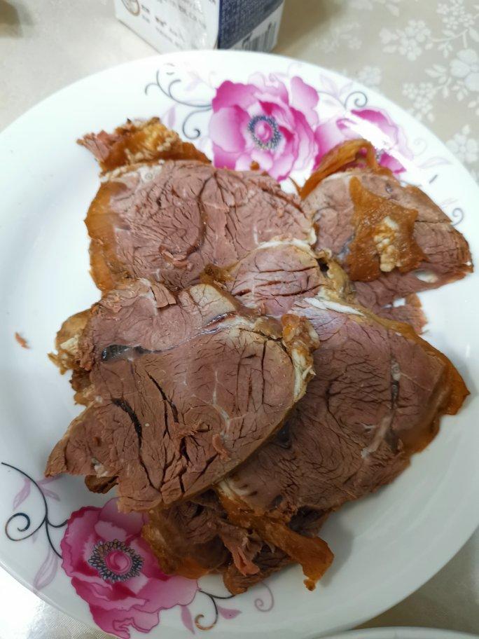 隔壁小孩馋哭了的卤牛肉
