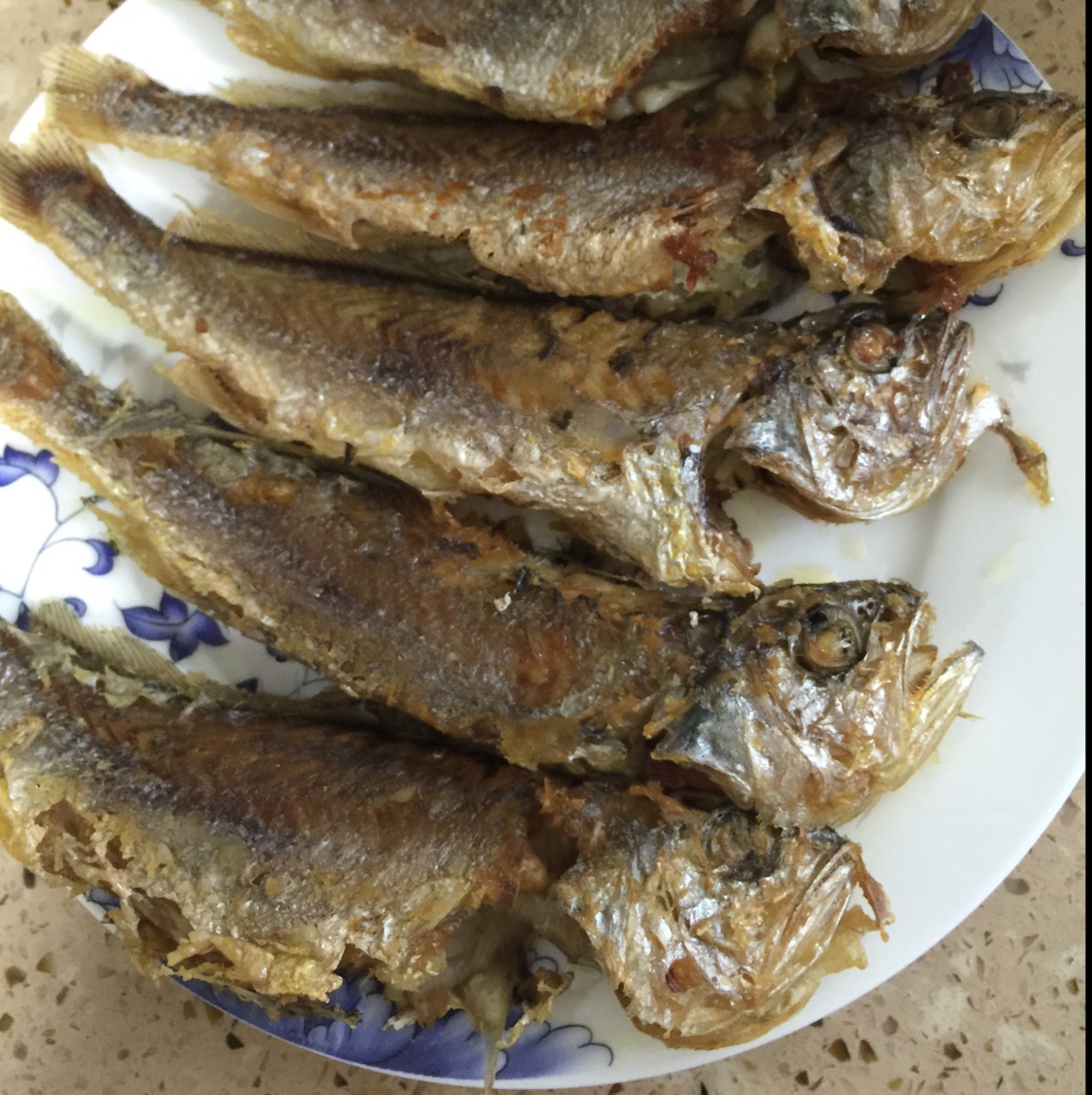 干煎小黄鱼