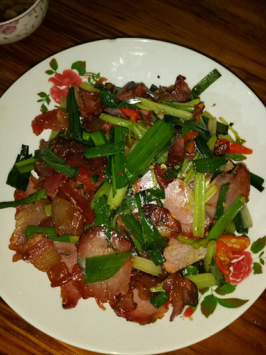 蒜苗炒腊肉