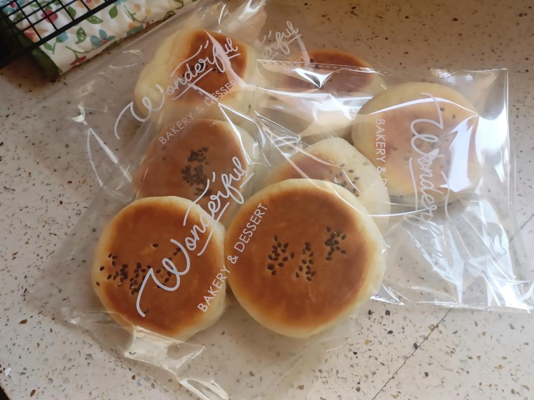 日式传统红豆面包（中国红豆大饼子）