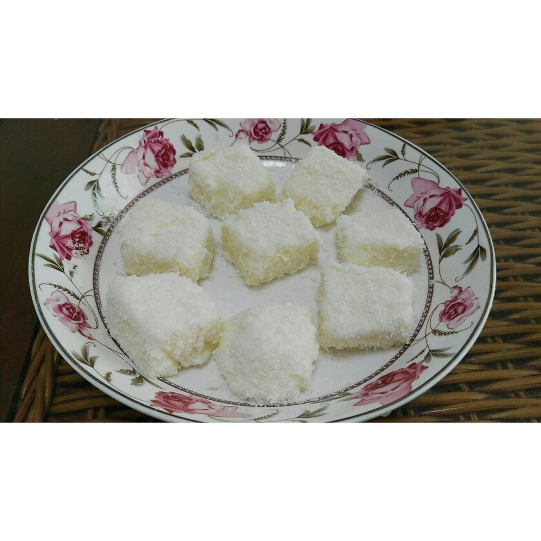 椰子奶糕（附上脆炸鲜奶做法）