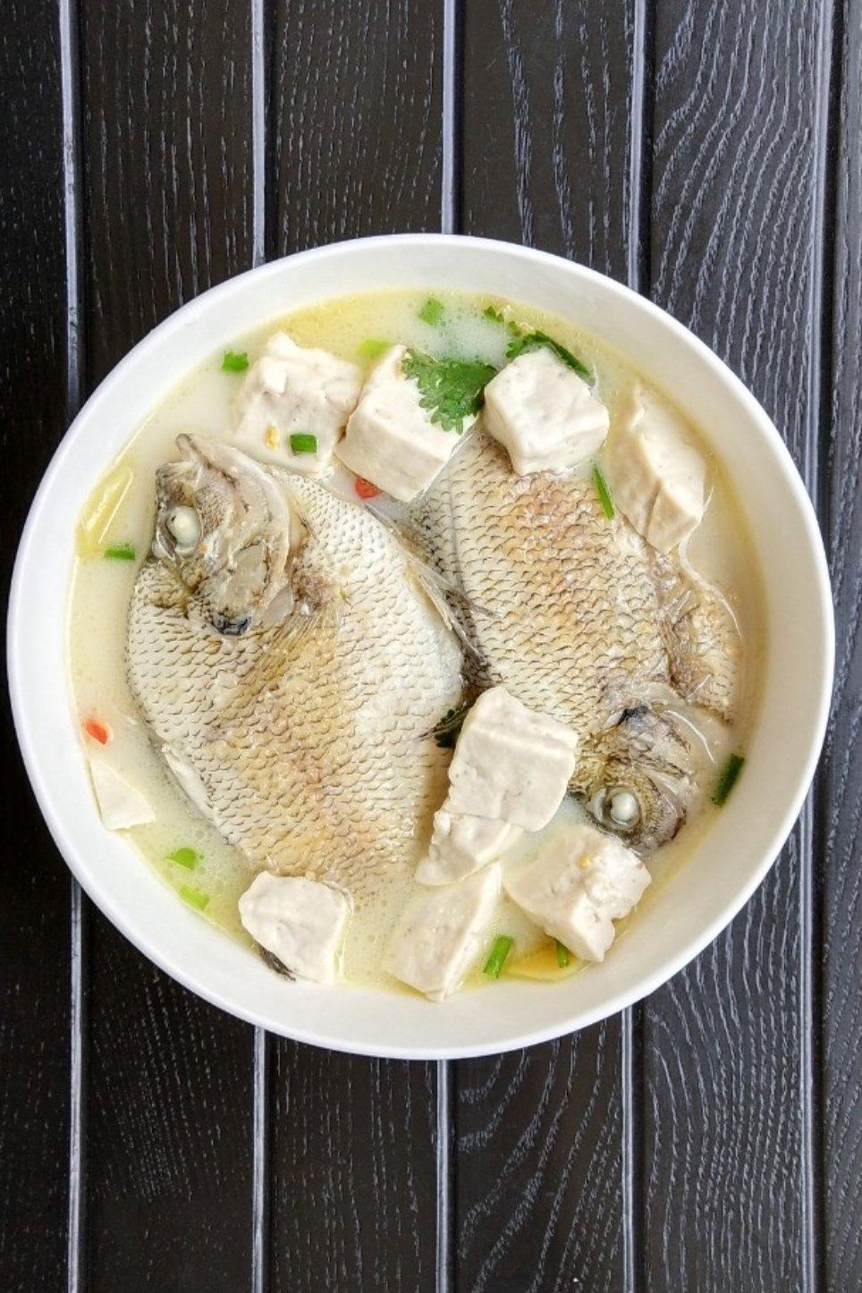 太阳鱼豆腐汤