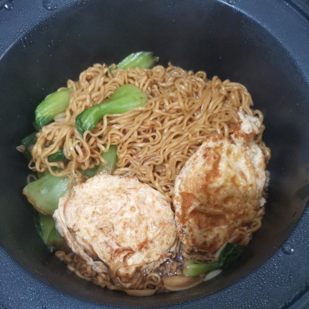 🥢荷包蛋焖面｜🍳汤汁浓郁入味｜懒人必会🉑️