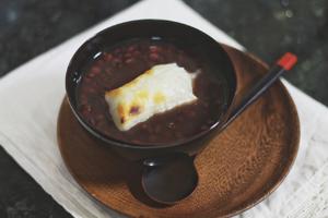 暖心又暖胃的烤年糕红豆汤的做法 步骤3