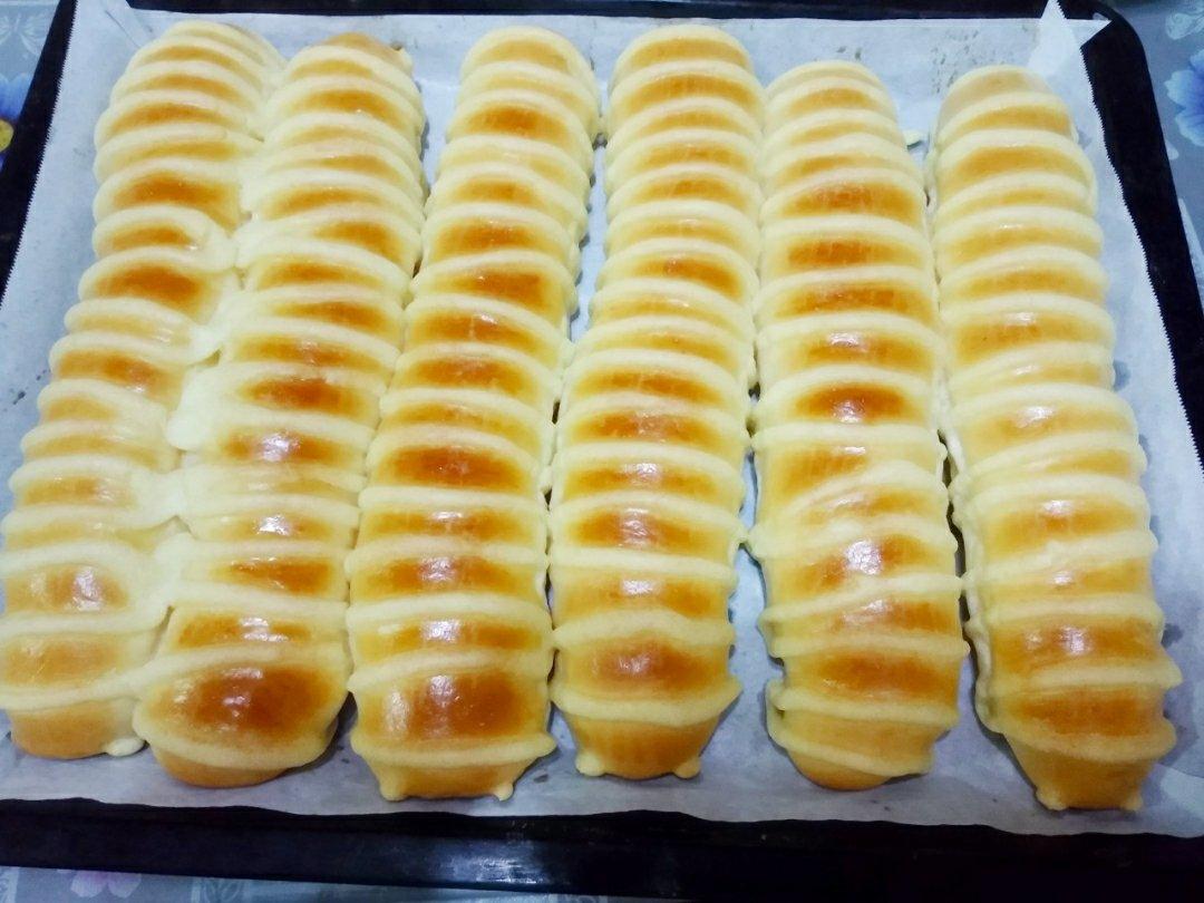 毛毛虫面包