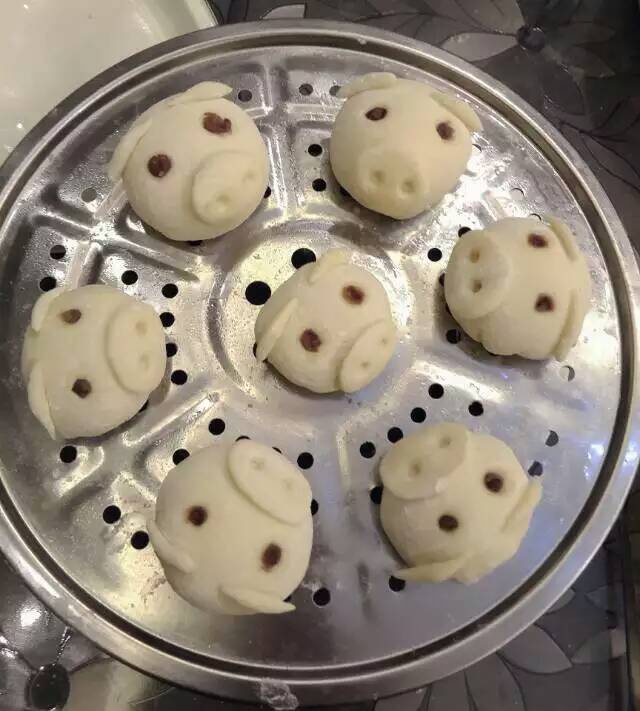 小猪豆沙包