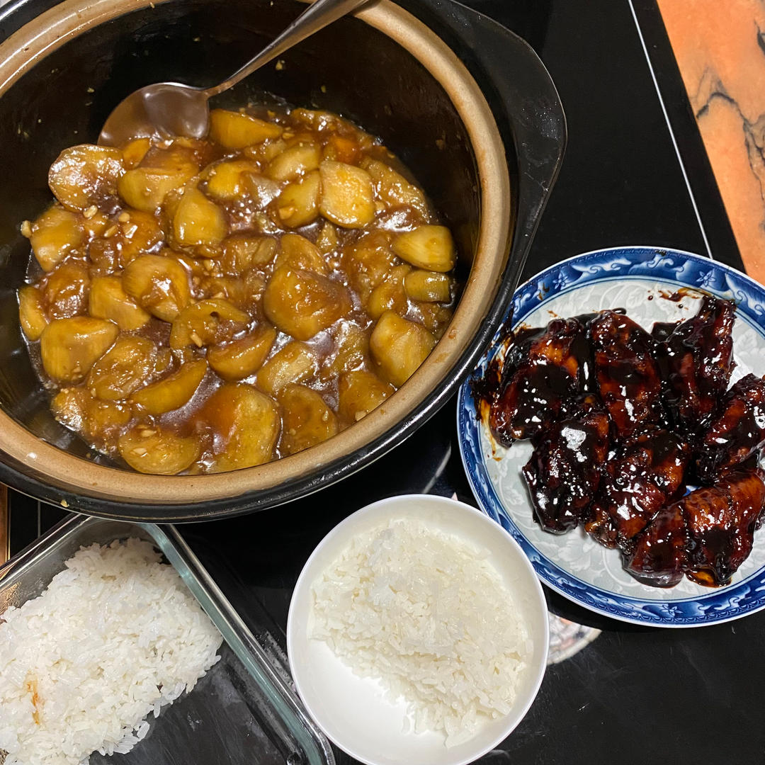 酱汁茄子盖浇饭