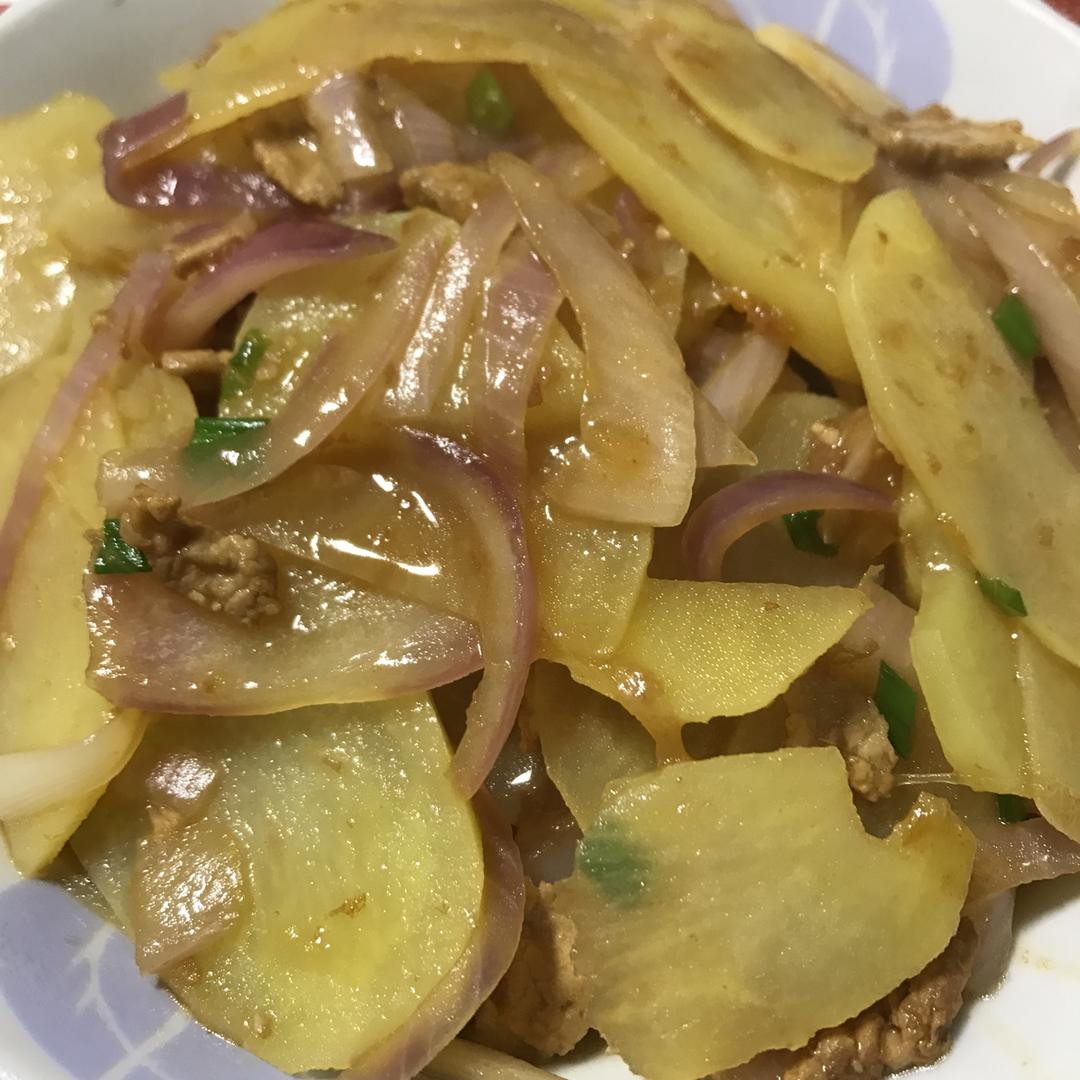 洋葱炒土豆