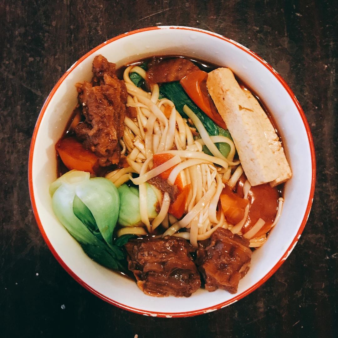 红烧牛肉面