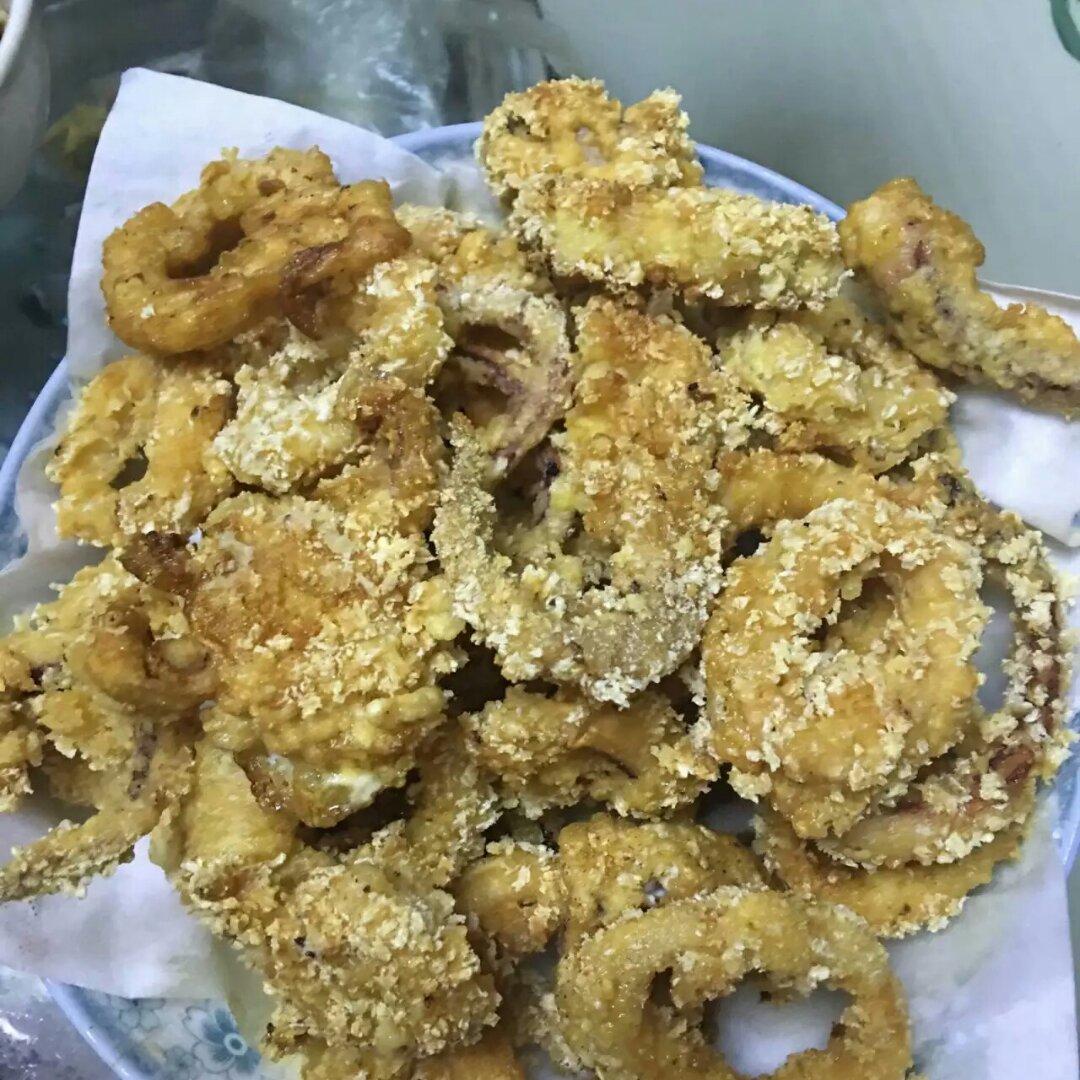 酥炸鱿鱼圈——好吃到停不了口