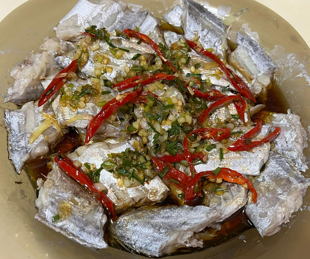 清蒸带鱼❗️检验带鱼是否新鲜的不二法门✌