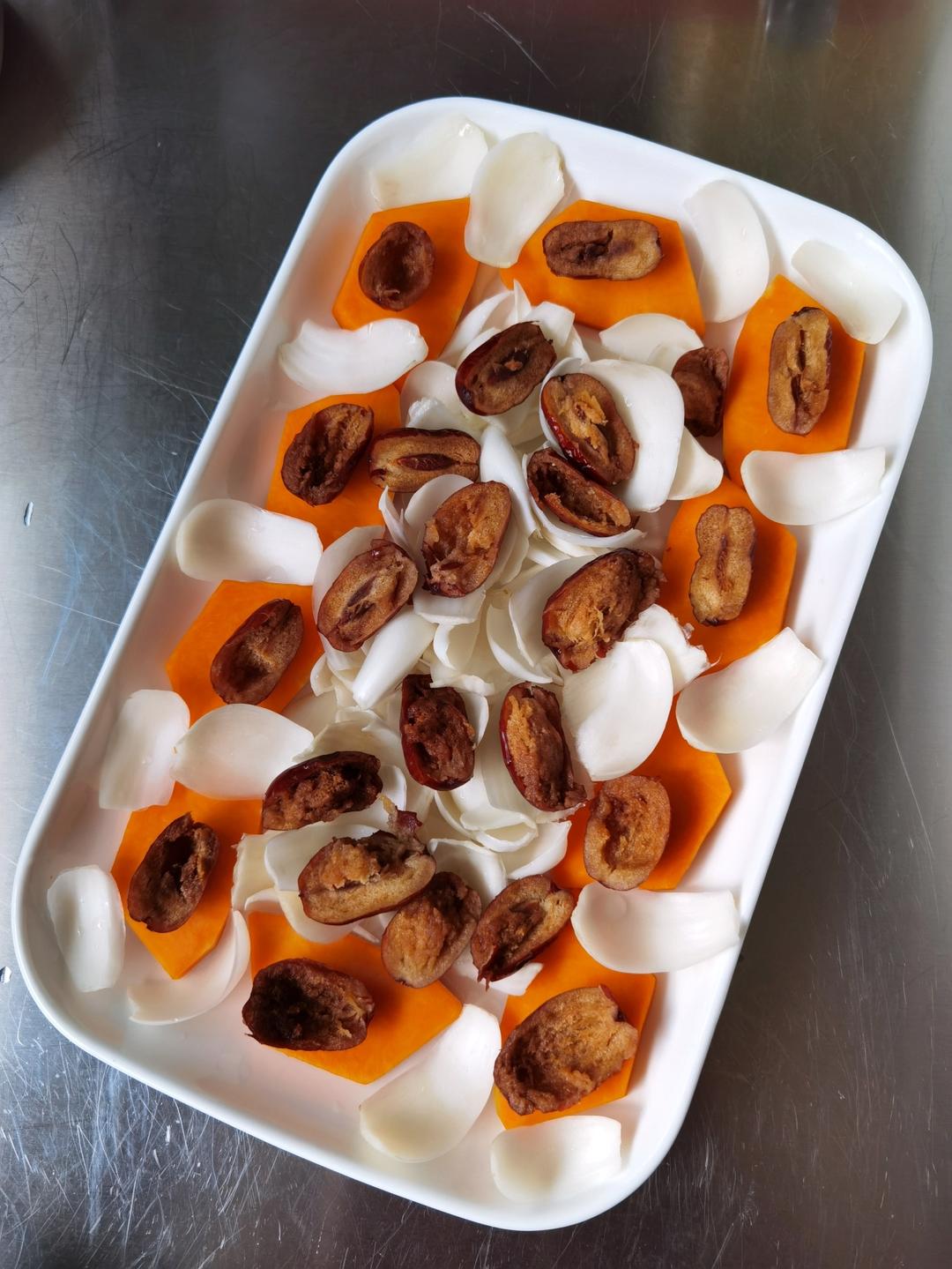 圆白菜猪肉蒸饺【12月北鼎蒸炖锅食谱】