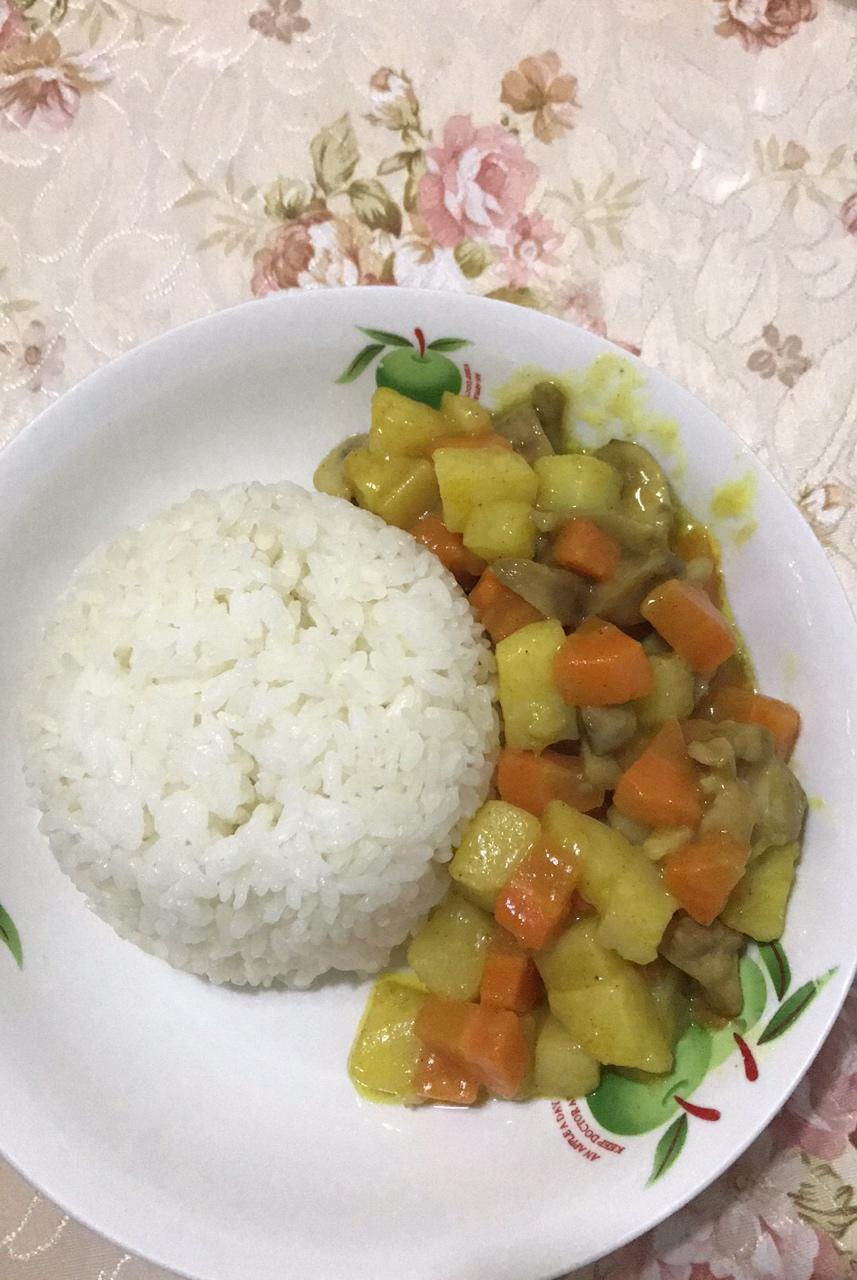 咖喱鸡肉饭