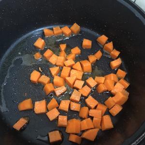 【下饭菜】青瓜胡萝卜炒鸡丁（家常版宫保鸡丁）的做法 步骤6
