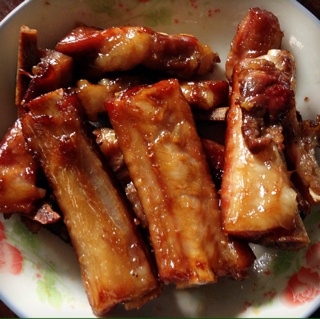 蜜汁酱烤排骨