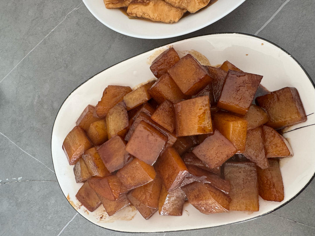 【素烧萝卜】赤酱浓颜 似芋软绵