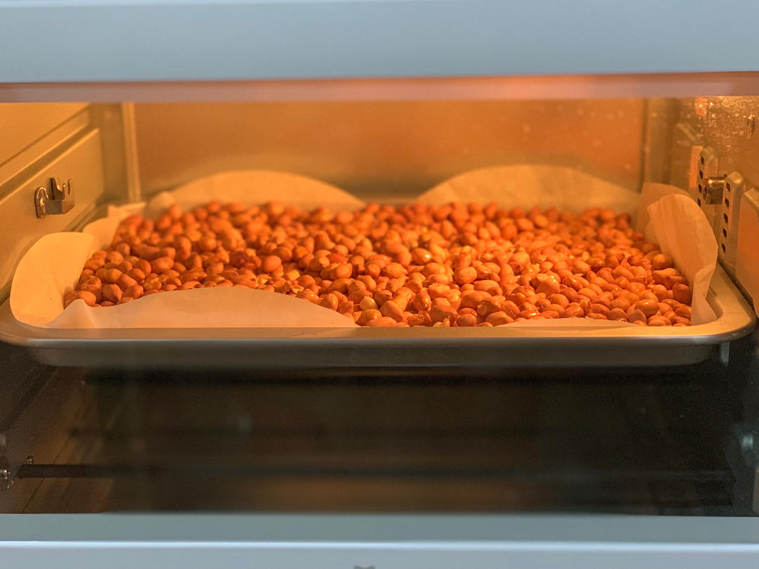 烤花生和剥花生