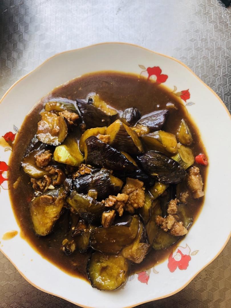 厨师长教你：“肉末烧茄子”的家常做法，口感软糯适合下饭，收藏
