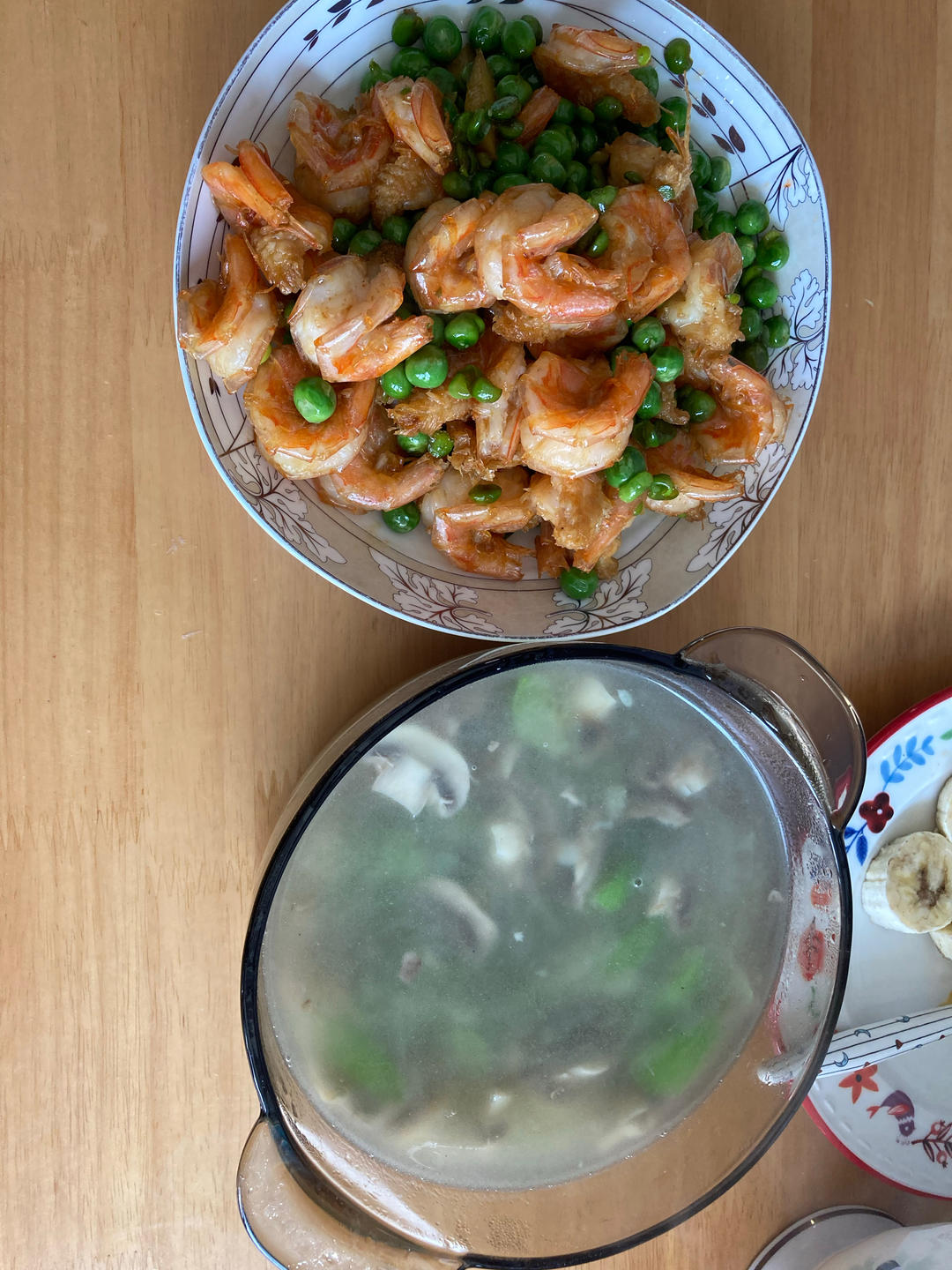 汤鲜味美！适合天热喝的刮油神汤～丝瓜蘑菇汤