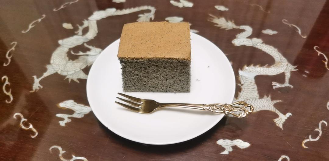 养生黑芝麻古早蛋糕