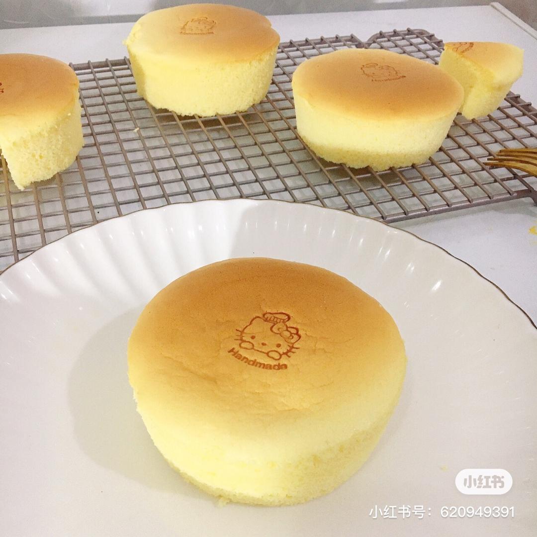 4寸mini轻乳酪蛋糕🍰，口感轻盈，入口即化