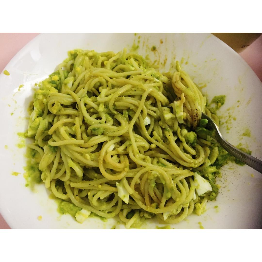 简易版牛油果拌意面（或拌饭）