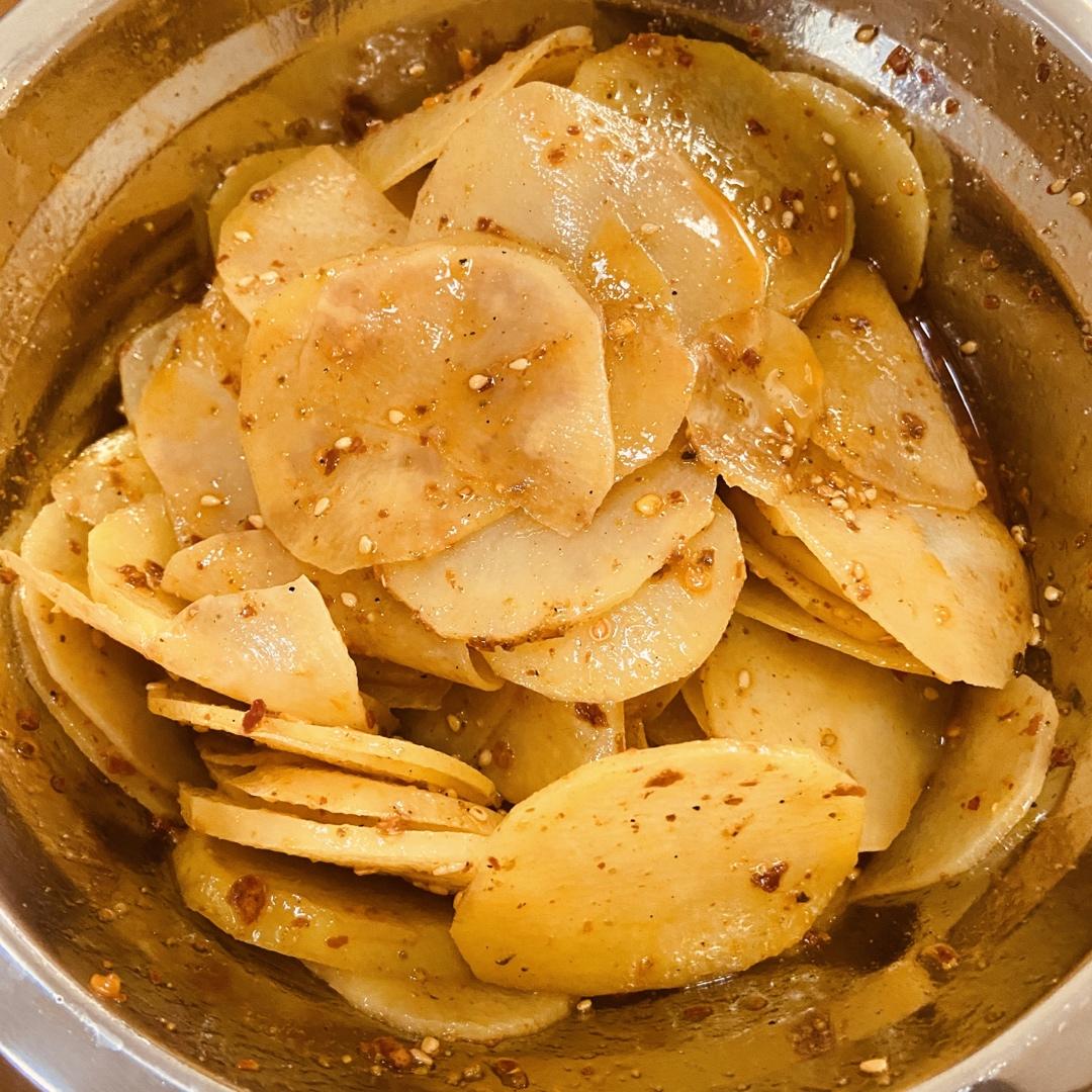 兰州风味麻辣土豆片（又名：通渭路土豆片、马三洋芋片）