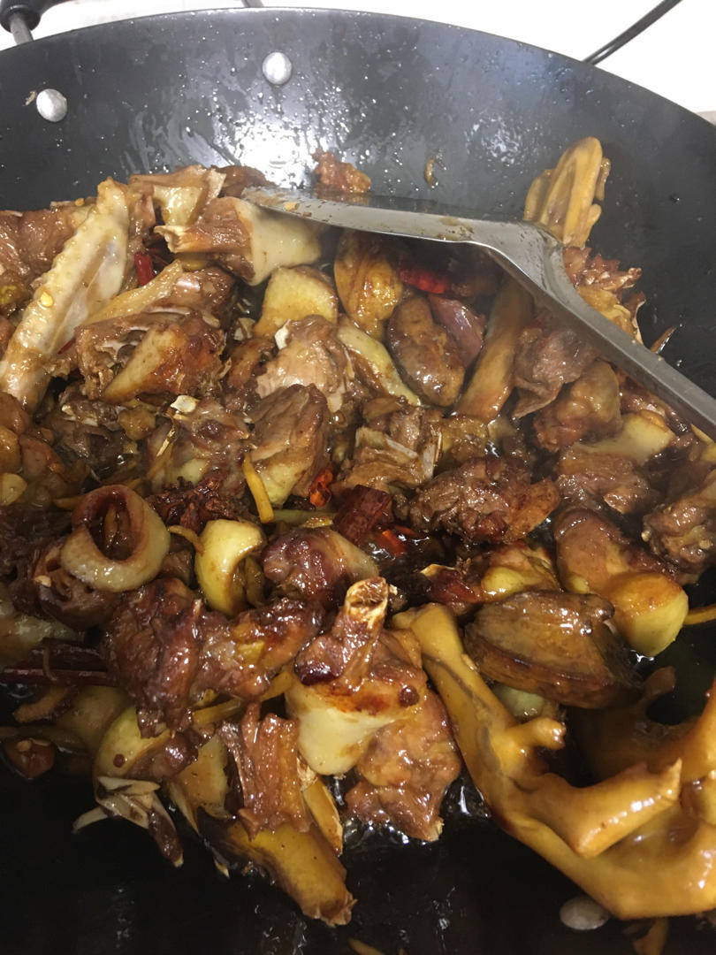 ⑦吋忧郁做的香辣啤酒鸭