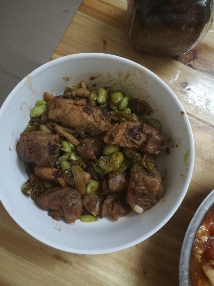 青豆烧排骨