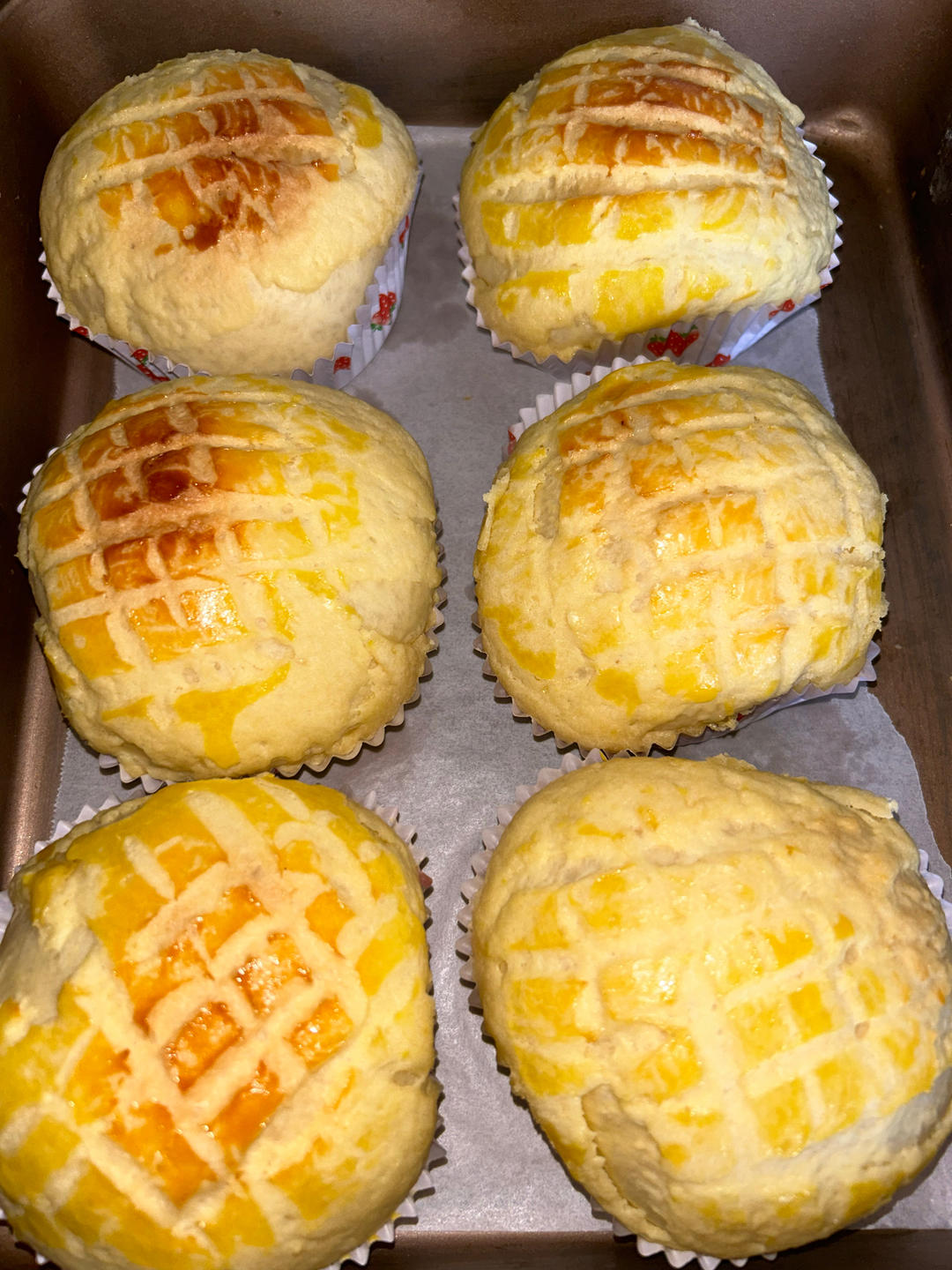菠萝包-拒绝店里那些甜到吃不出香味的菠萝包