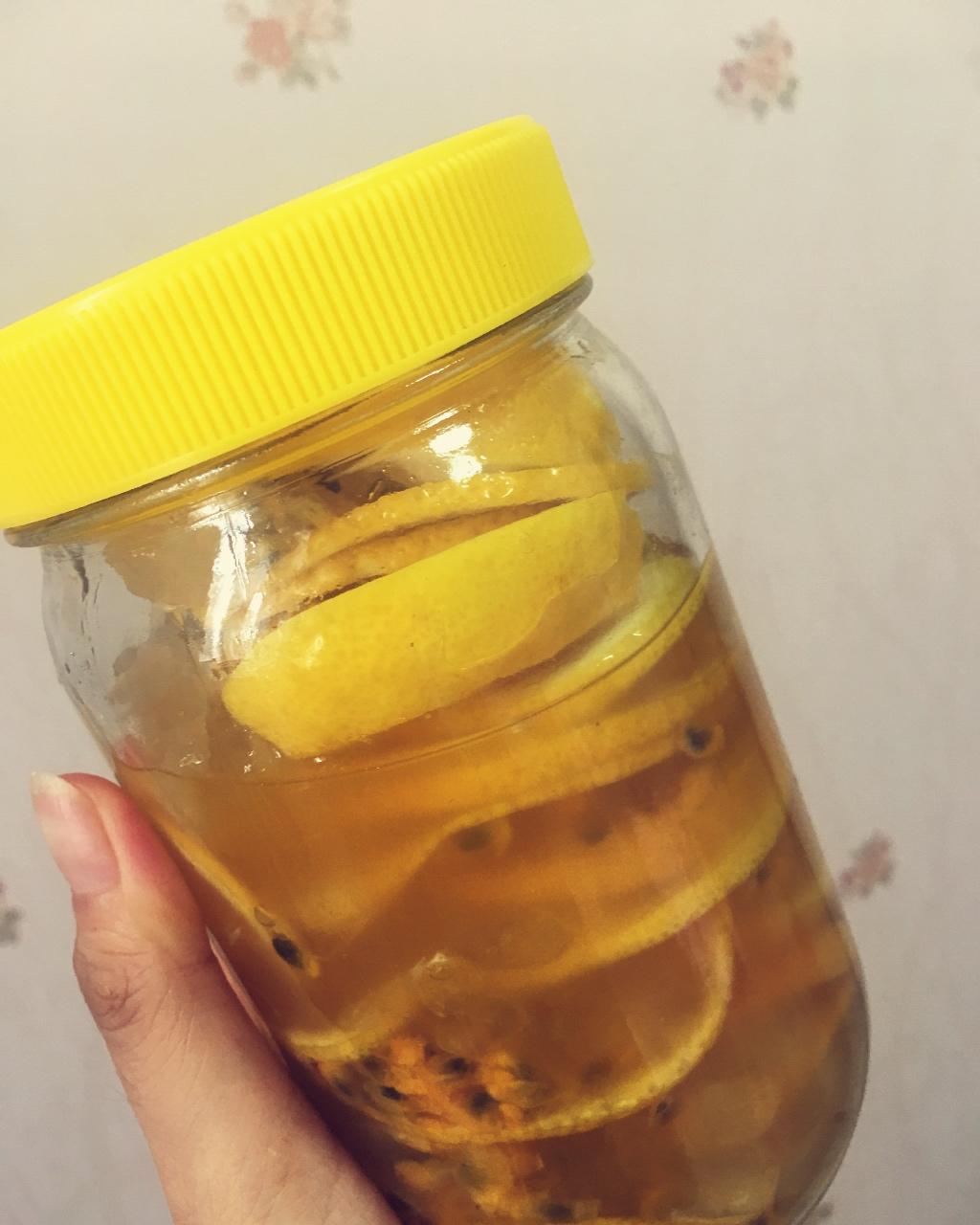 百香果柠檬冰糖蜂蜜