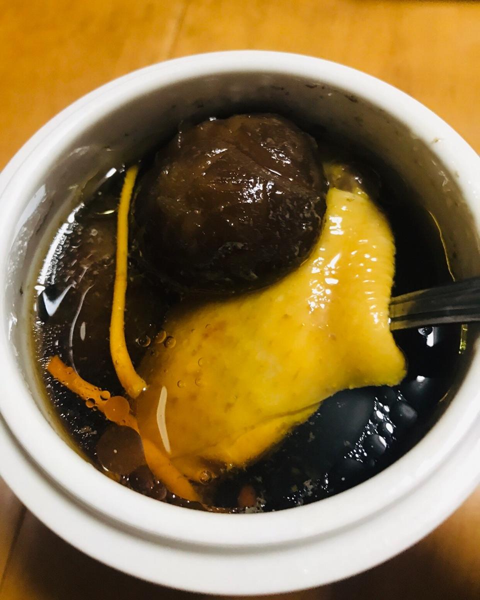 广东炖盅炖汤1(竹丝鸡瘦肉炖虫草花)
