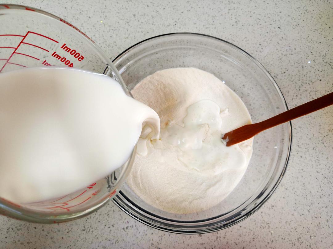 纯奶手撕吐司的做法 步骤1