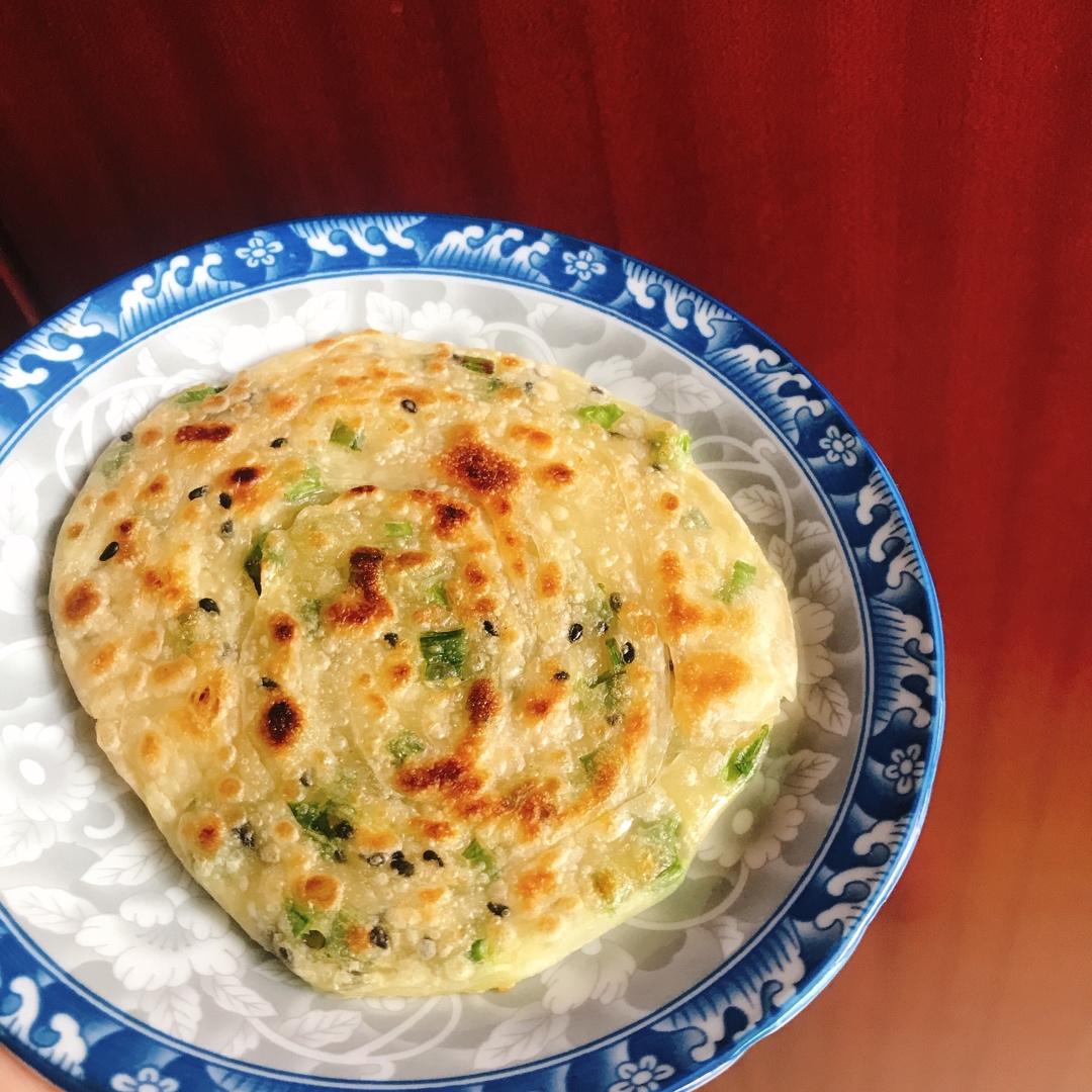 剩余饺子皮怎么办-1葱油饼