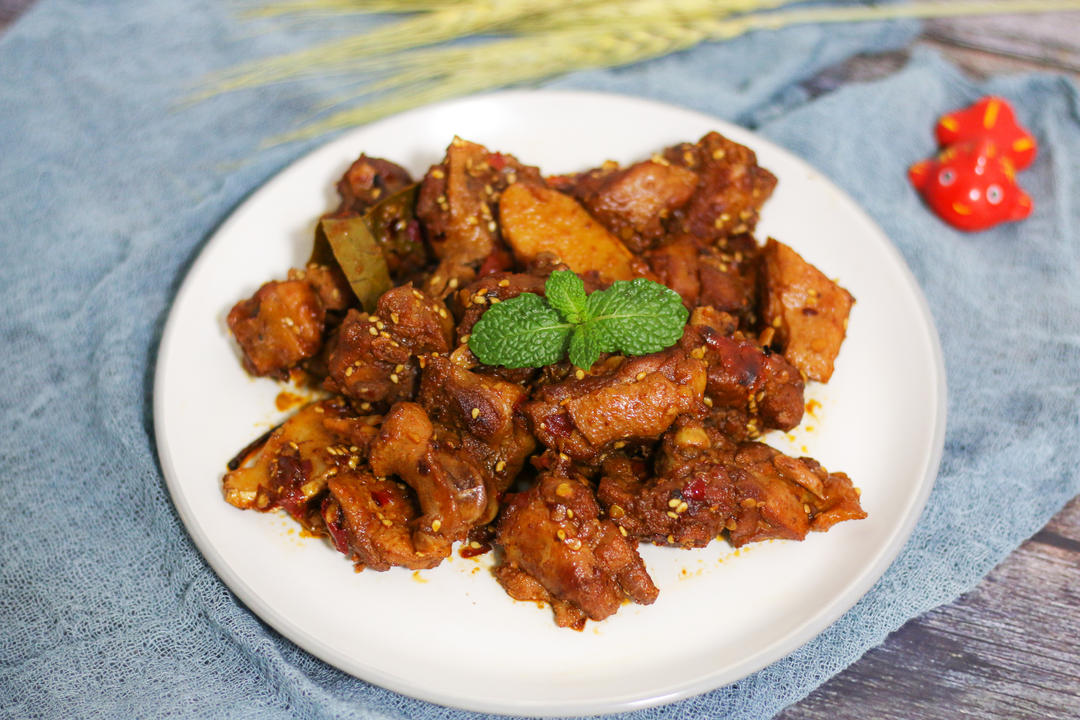 辣炒鸭腿的做法