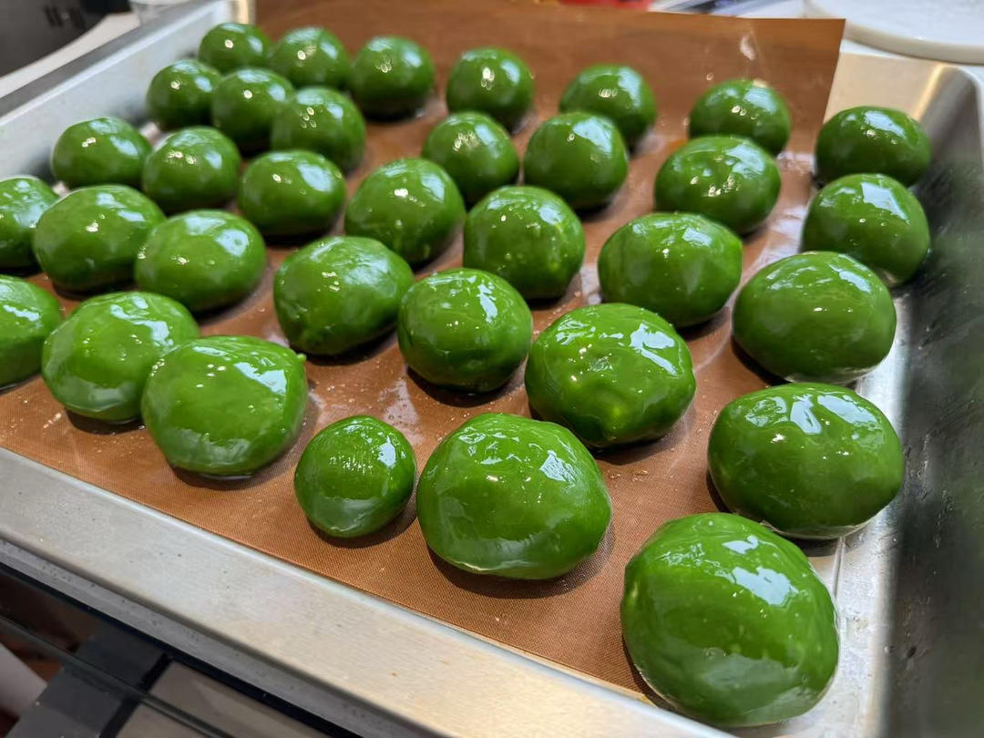 香糯可口的青团