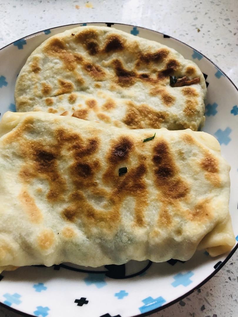 吹弹可破的韭菜盒子