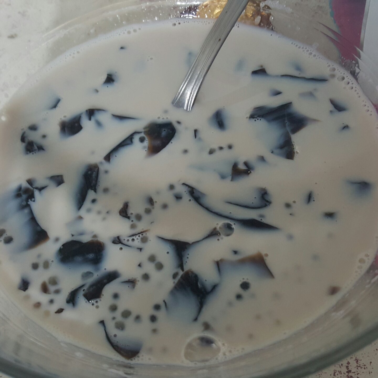 牛奶西米龟苓膏