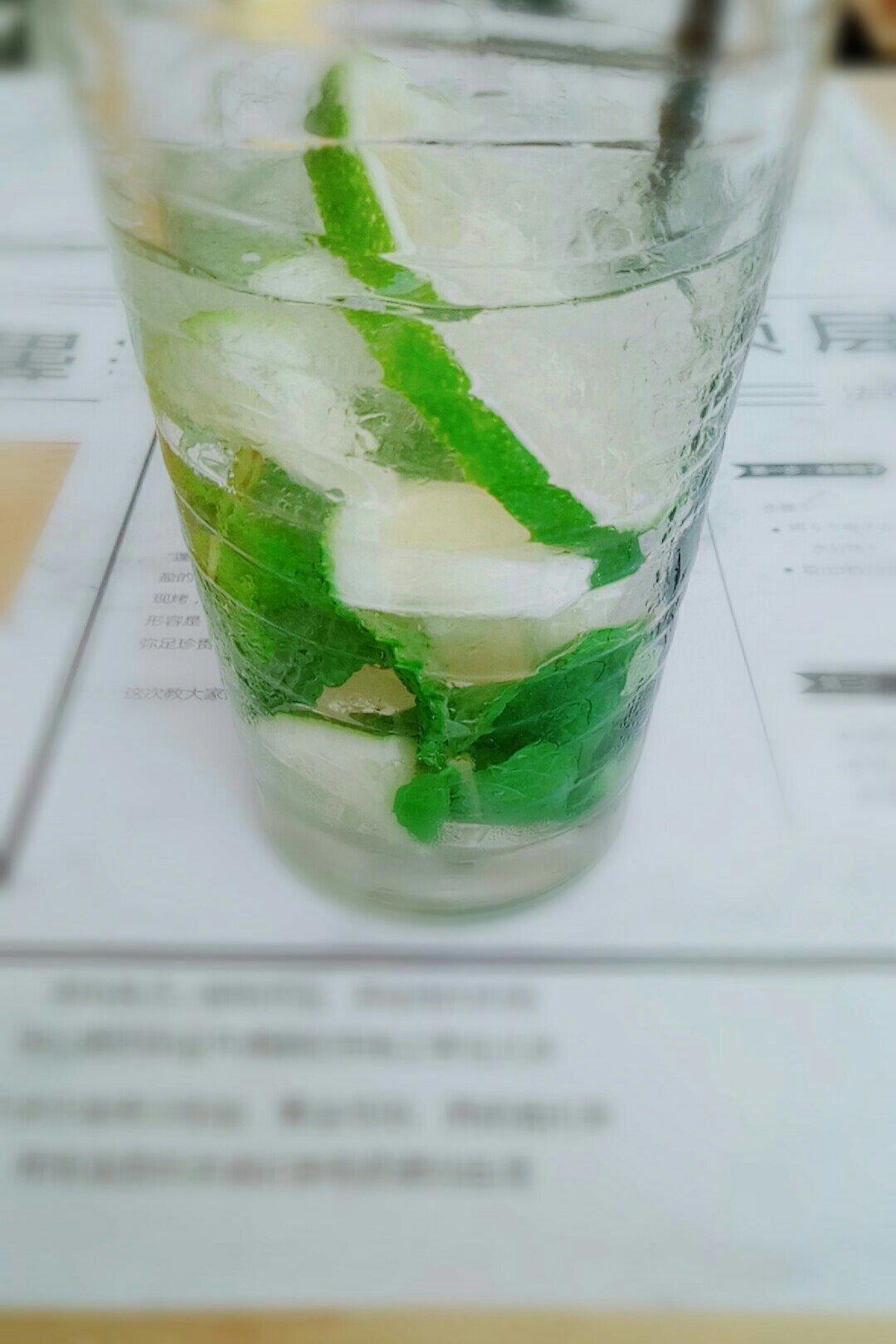 莫吉托鸡尾酒