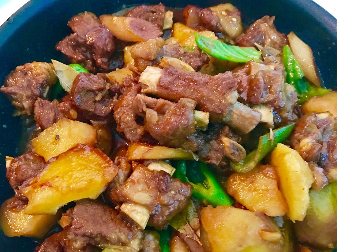 红烧排骨土豆
