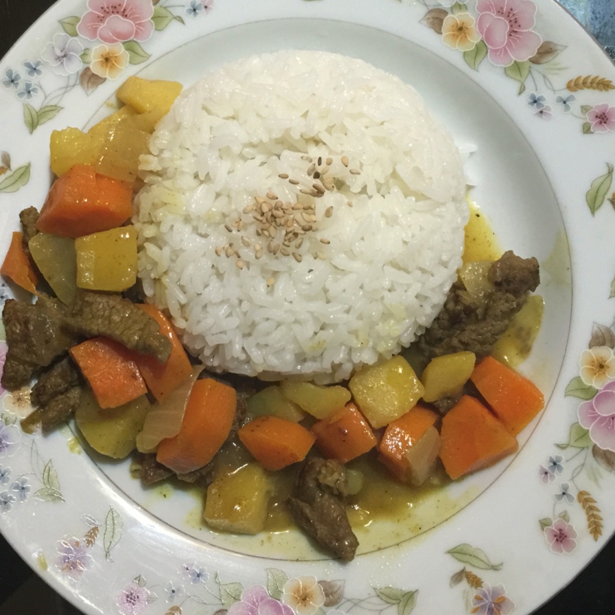 咖喱牛肉饭