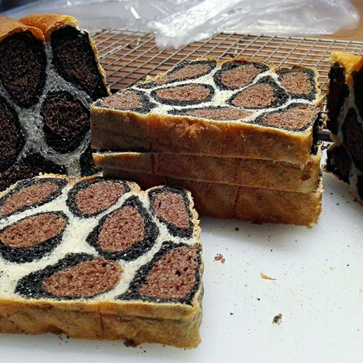 性感粉色豹纹吐司-附懒人法揉多色面团方法