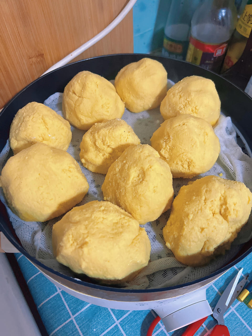 纯玉米面窝窝头(烫面.不发酵)