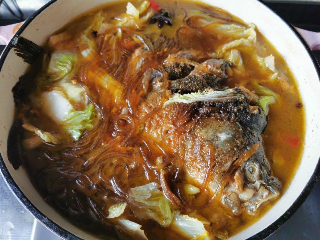 初曦1994做的东北名菜得莫利炖鱼暖胃一锅鲜到底