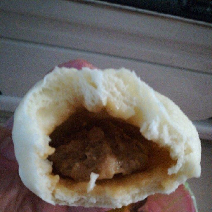 松软多汁的肉包子