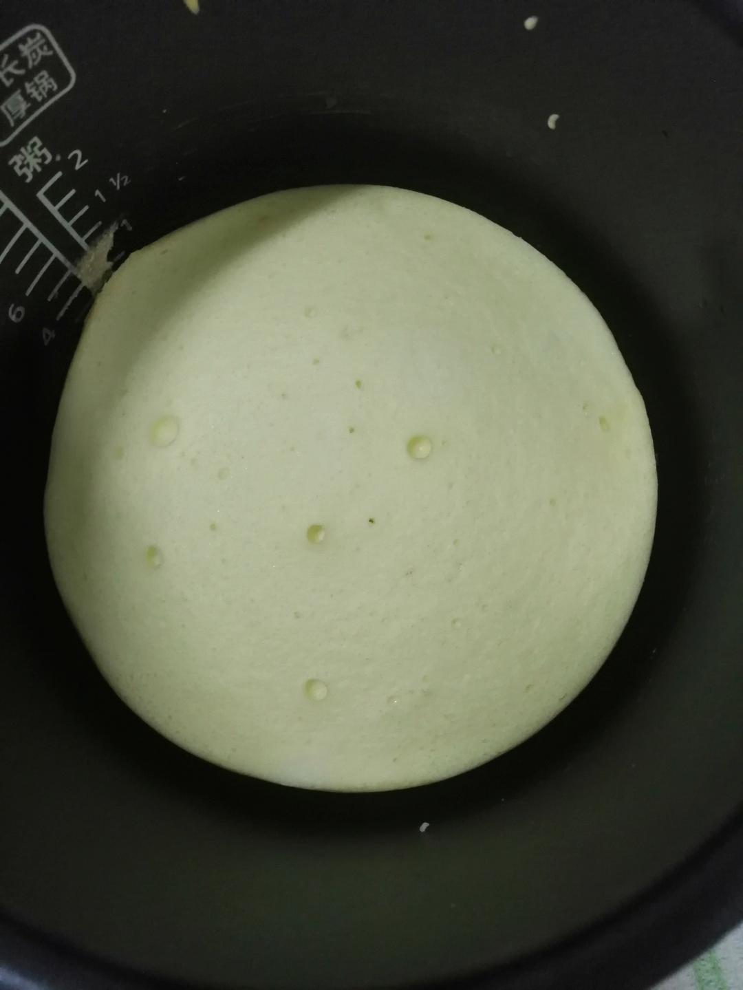 不用电子称只需要普通电饭锅做的电饭锅蛋糕