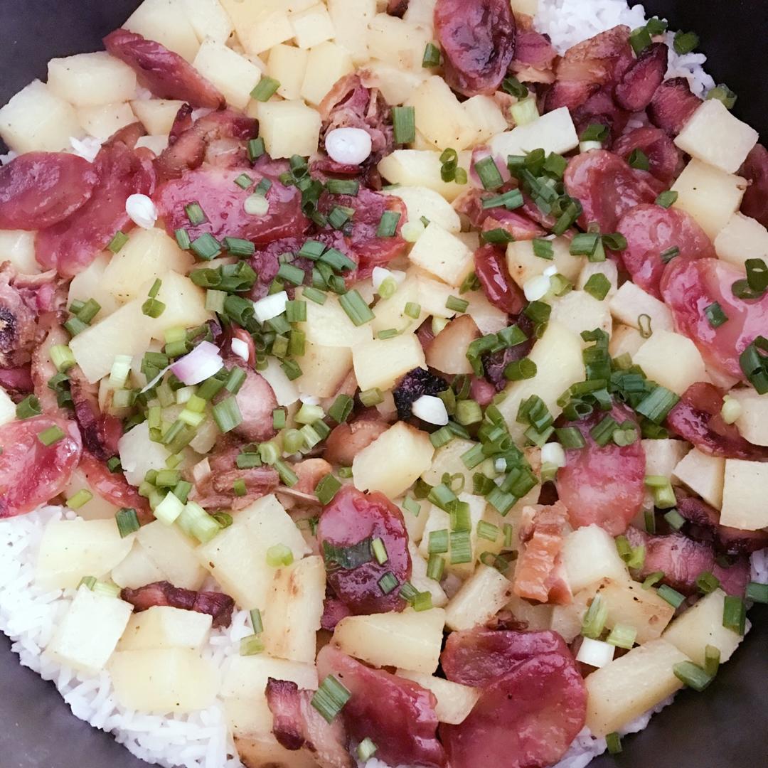 土豆腊味饭