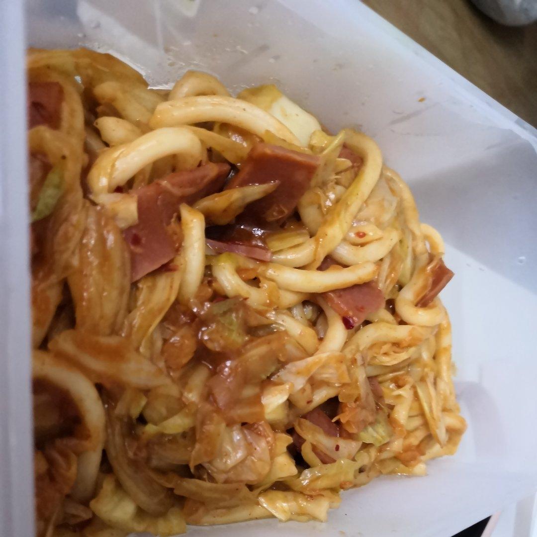 芝士泡菜培根炒乌冬面